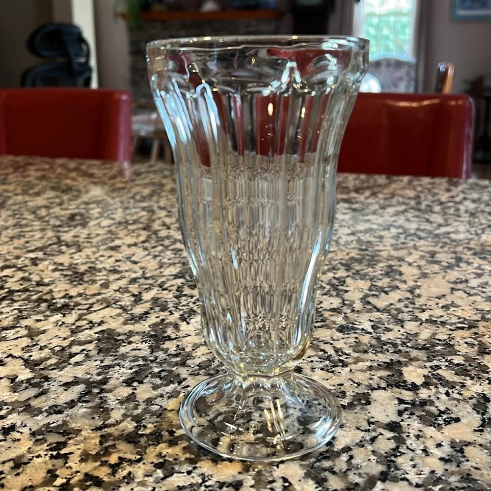 Vintage Octagonal heavy malt shake soda fountain parfait clear tall glass 6 5/8